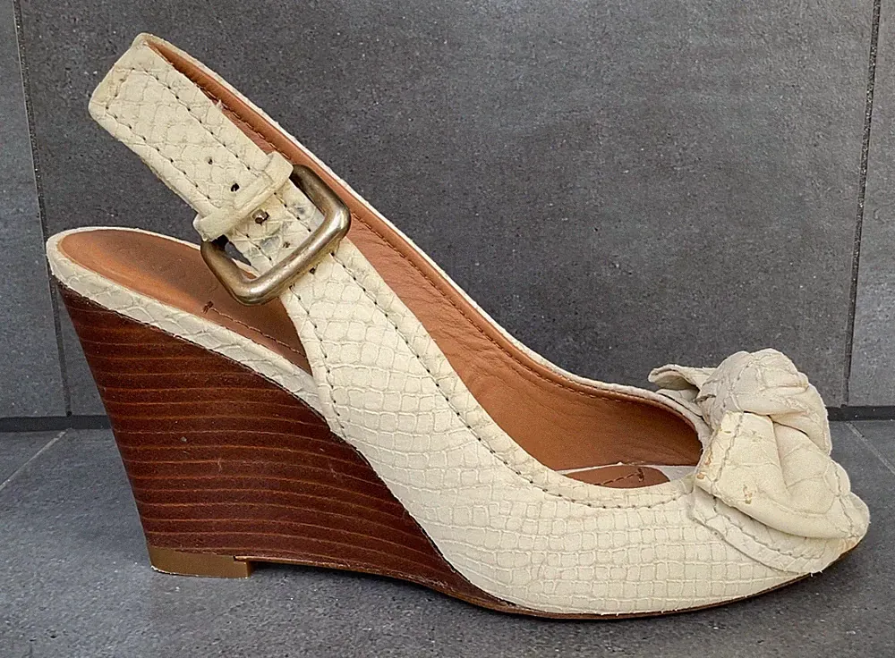 Zara Woman Slingback Wedges Keilsandaletten Creme Schlangenoptik Peep Toe Gr.38