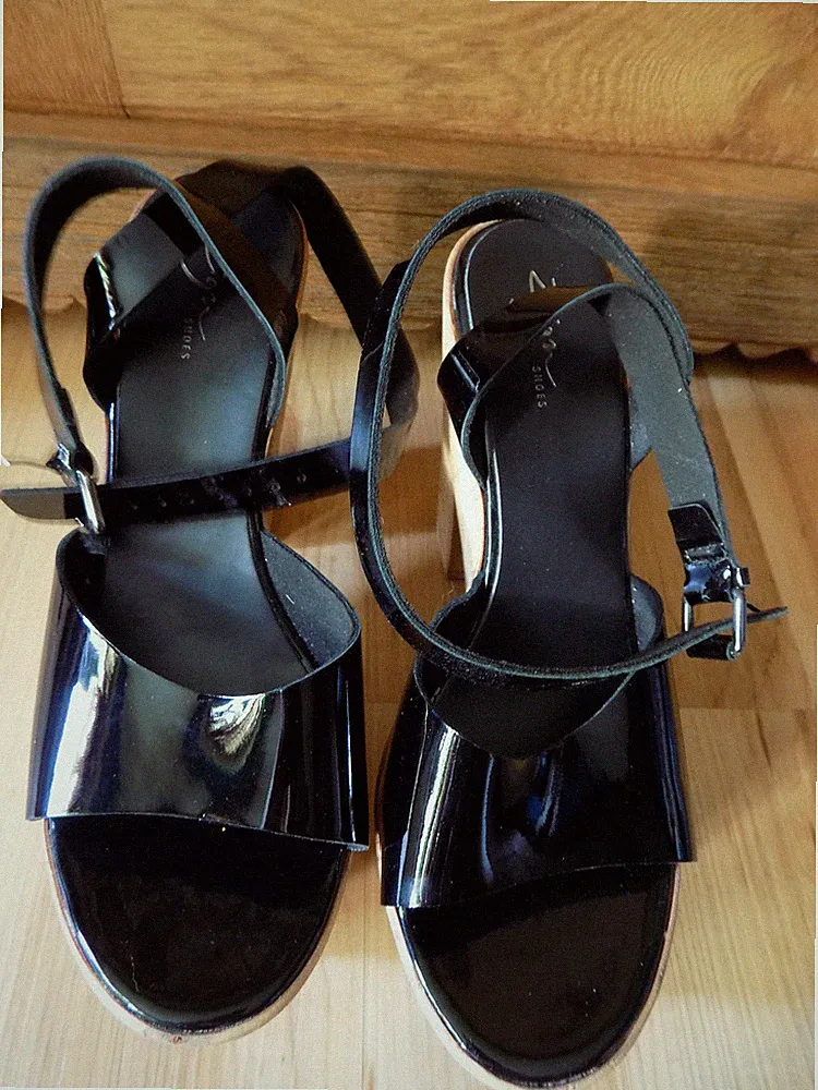 14 cm Plateausandalette